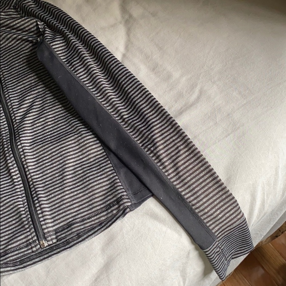 Sports jacket - Picture 3 of 3